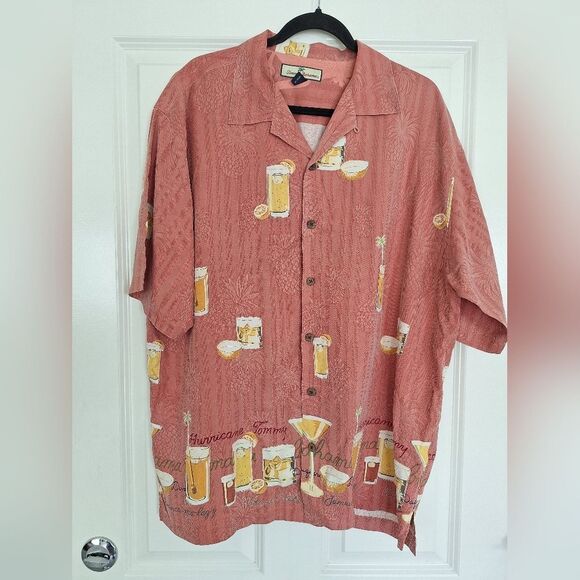 Tommy Bahama Silk Men's Button Down  Printed Shirt  Size L - Picture 1 of 5